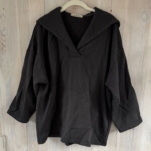 Gentle Herd Hooded Sweatshirt Size M